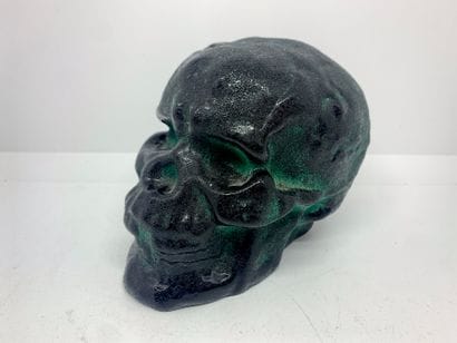 Sculpture en pate de verre

Vanité.

Travail...