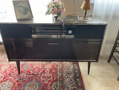 Meuble hi fi de marque Grundig