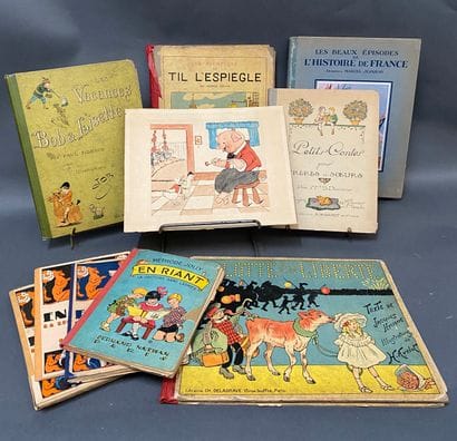 ENFANTINA

Ensemble de livres illustrés dont...