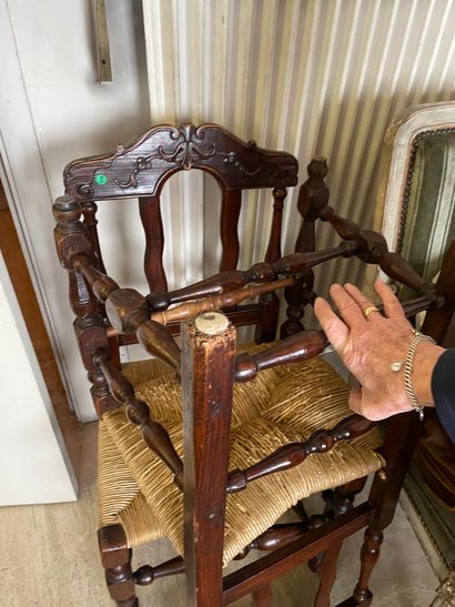 Ensemble de fauteuil et trois chaises pa...