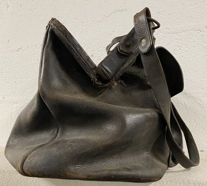 Sac de contrôleur de la SNCF.
Avec bandoulière...