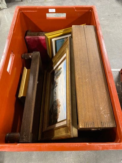 Ensemble comprenant jacquet, tableaux, r...