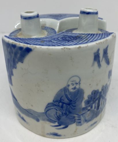 Chine, fin du XIXe siècle.
Deux flacons en...