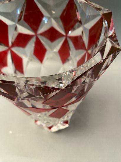 SAINT LOUIS
Grand vase en cristal taillé...