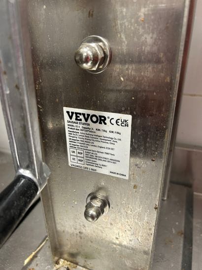 1 appareil à churros VEVOR

(Lot en sous-sol)...