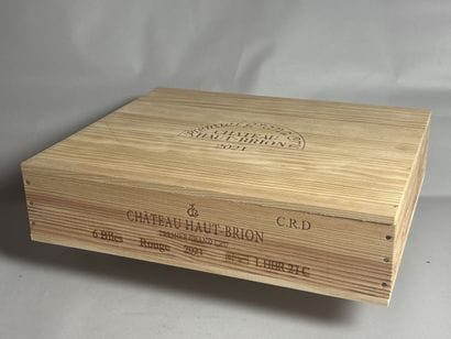 6 Bouteilles, Château HAUT BRION - 2021 1er...