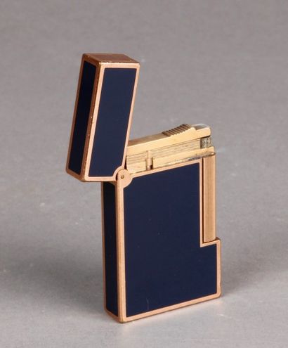 BRIQUET DUPONT en métal laqué bleu (avec...