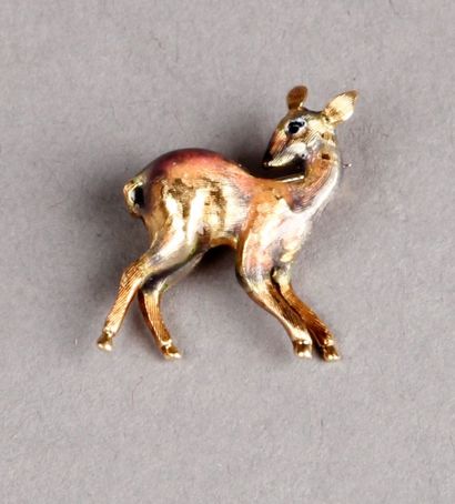 Petite BROCHE «biche» en or émaillé.
Pds...