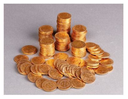 Lot de NEUF PIÈCES 20 Francs or: Napoléon...