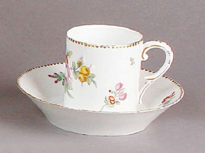 PARIS, Manufacture de la Reine Marie-Antoinette
TASSE...