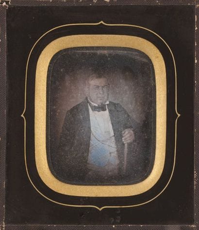 DAGUERRÉOTYPES
Homme, Homme avec canne, deux...