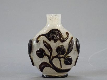 Tabatière Chine en pâte de verre à décor...