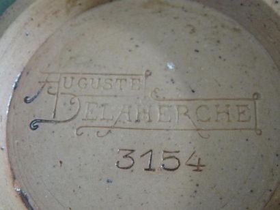Auguste DELAHERCHE (1857-1940)
Coupe en grès...