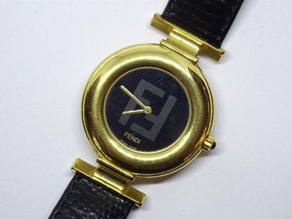 FENDI:Montre de dame en métal doré, bracelet...