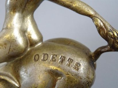 BINMORAN
Mascotte en bronze 