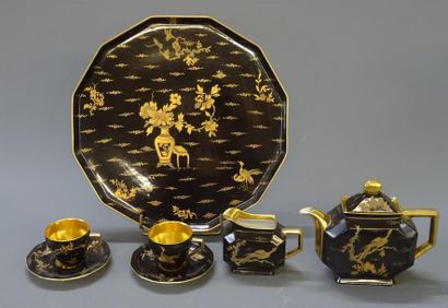 Bernardaud à Limoges.
Service à café en porcelaine...