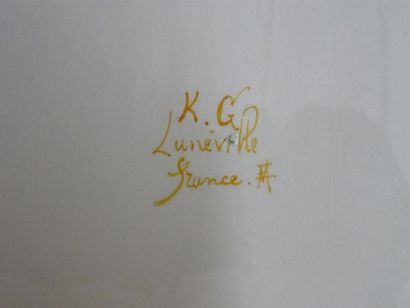 LUNEVILLE. Keller et Guérin
Plat en faïence...