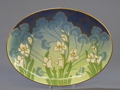 LUNEVILLE. Keller et Guérin
Plat en faïence...