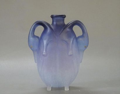 Pierre ROULOT (1917-2007) pour DAUM
Vase...