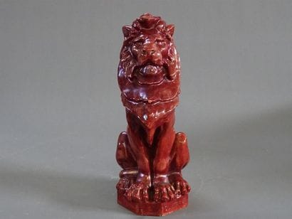 Emile MULLER (1823-1889) à Ivry
Lion en grès...