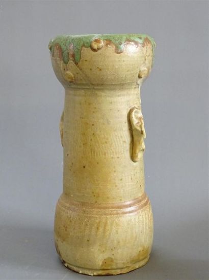Georges HOENTSCHEL (1855-1915)
Vase en grès...