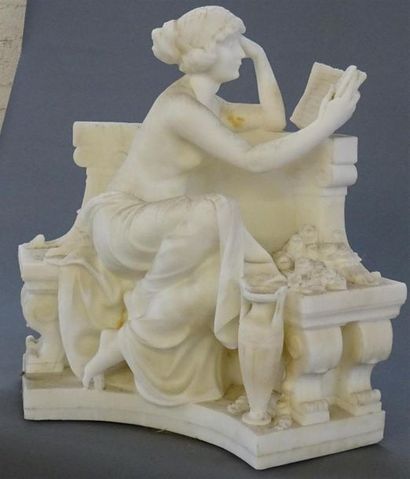 Ecole Française vers 1900
Femme à la lecture.
Sculpture...