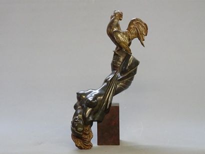 A. ALBERT (XX°)
Buste de femme renversé par...