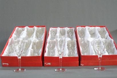 Service en cristal, en boite
-Six verres...