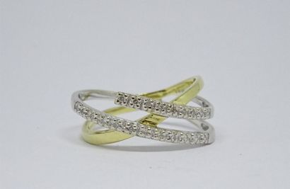 Bague à trois anneaux en or jaune et blanc...