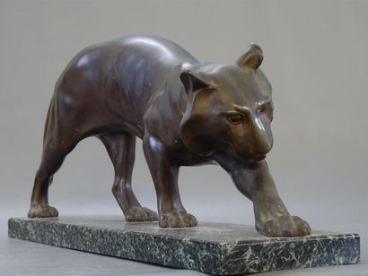 Georges LAVROFF (1895 -1991)
Tigre se léchant...