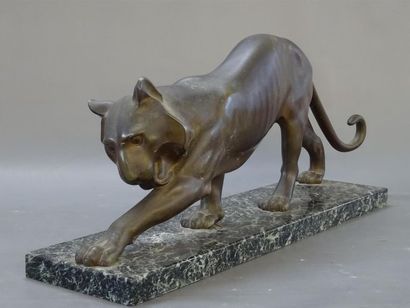 Georges LAVROFF (1895 -1991)
Tigre se léchant...