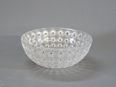 LALIQUE France - 
saladier en verre moulé...