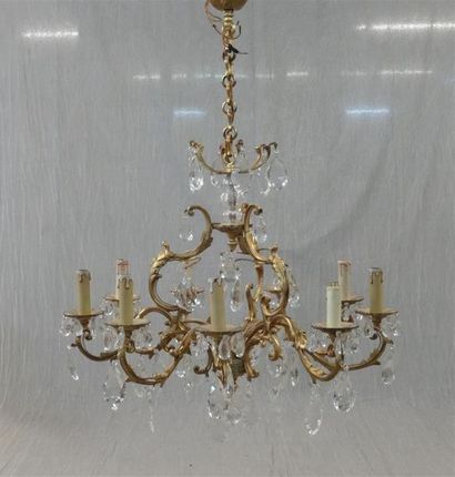 Lucien GAU:
Lustre en bronze doré et cristal,...