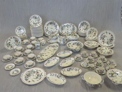 GIEN Service de table en faience modèle ROUEN...