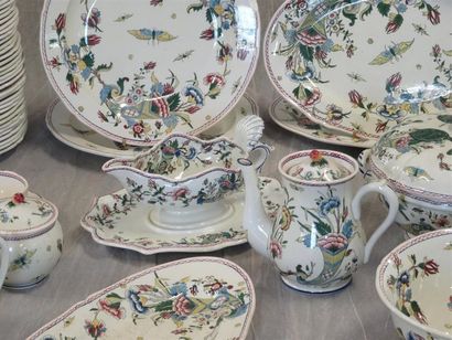 GIEN Service de table en faience modèle ROUEN...