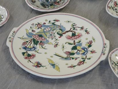 GIEN Service de table en faience modèle ROUEN...
