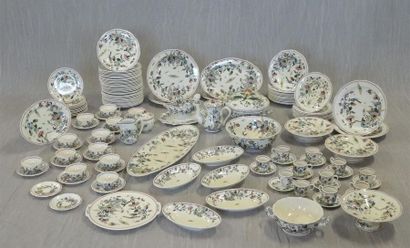 GIEN Service de table en faience modèle ROUEN...