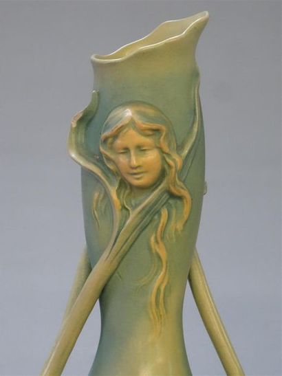 Bernard BLOCH (1836-1909)
Paire de vases...