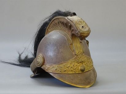 Casque à cimier et crin Second Empire
 24...