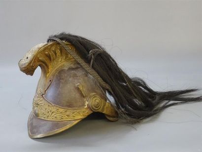 Casque à cimier et crin Second Empire
 24...