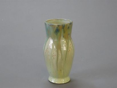 Adrien DALPAYRAT (1844 -1910)
Petit vase...