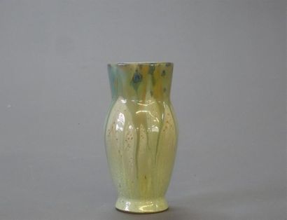 Adrien DALPAYRAT (1844 -1910)
Petit vase...