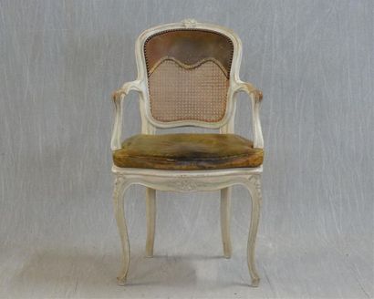 Fauteuil cabriolet de bureau en bois sculpté...