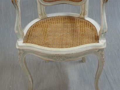 Fauteuil cabriolet de bureau en bois sculpté...
