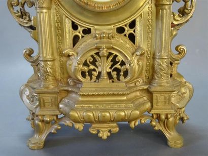 Pendule en bronze de style Renaissance, fin...