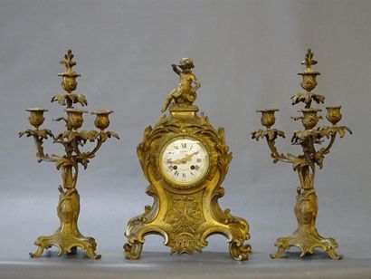 Garniture de cheminée en bronze de style...
