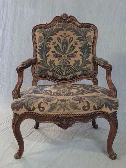 Fauteuil de style Louis XV, XIX°