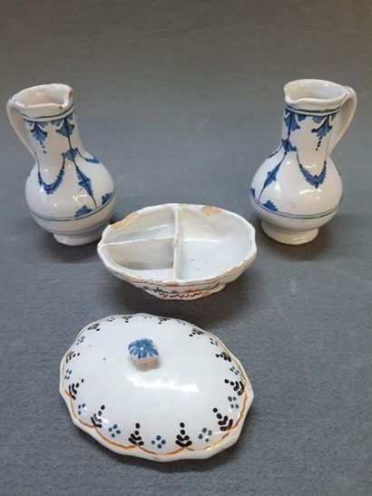 Nevers XVIIIe Paire de burettes et nécessaire...