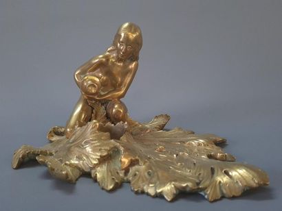 Fernand Dubois.
Femme à la source, monture...