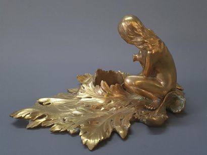 Fernand Dubois.
Femme à la source, monture...
